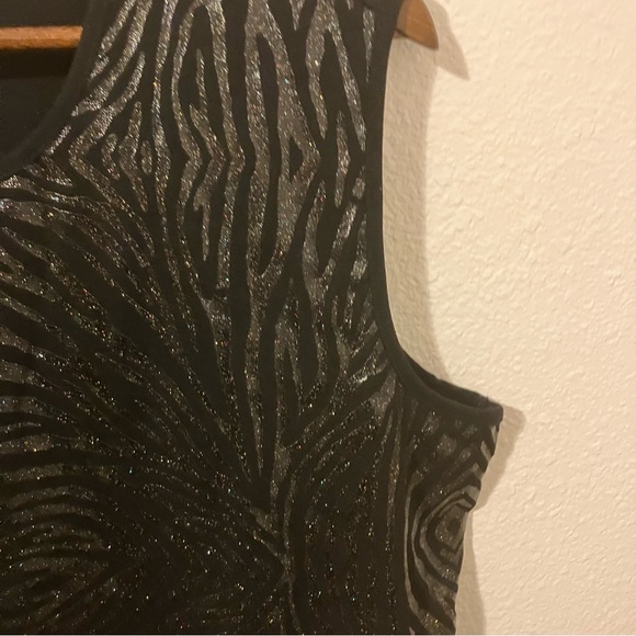 90’s Vintage Torrid Black Animal Print Glitter Tank- 2X - Picture 6 of 8